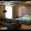 Hotel Hollókő elegáns hotelszobája a világörökség részét képező faluban